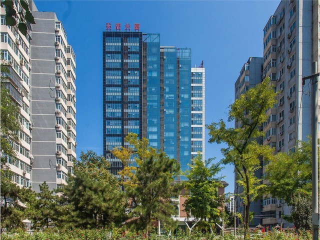 无锡滨湖区商场办公室绿化平台